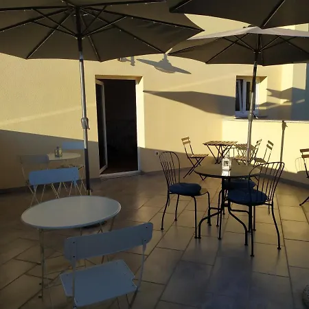 Mama Apartment *