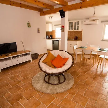 Mama Apartment *